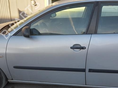 Used Left front door Left front door 33757303 33757303