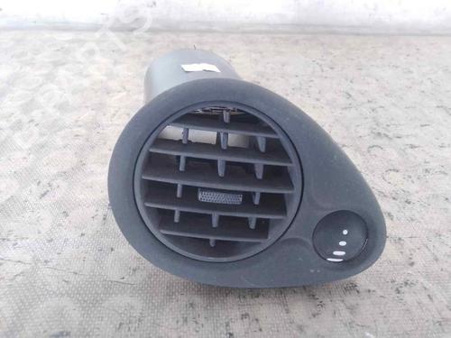 Used Air vent RENAULT CLIO III (BR0/1, CR0/1) [2005-2014]  27039310