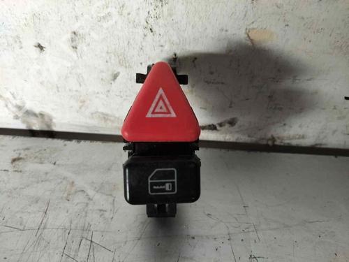 Used Warning switch Warning switch MERCEDES-BENZ A-CLASS (W168) A 190 (168.032, 168.132) (125 hp) 33759386 33759386