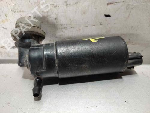 Used Washer pump Washer pump TOYOTA COROLLA Verso (ZER_, ZZE12_, R1_) 2.2 D-4D (AUR10_, AUR10R) (136 hp) 33884811 33884811