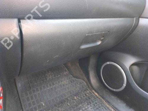 Used Glove box SUZUKI GRAND VITARA II (JT, TE, TD) 1.9 DDiS All-wheel Drive (JT419, TD44, JB419WD, JB419XD,... (129 hp) 28466513
