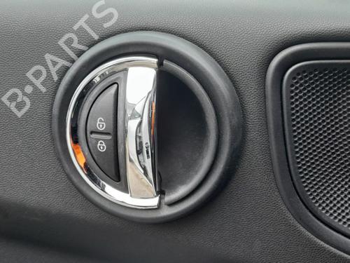 front-left-interior-door-handle-mini-mini-countryman-f60-2016-33020000 main image