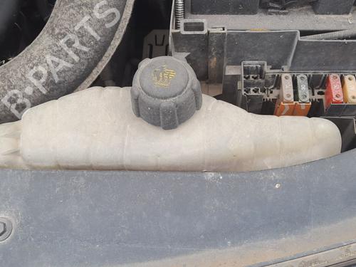 Used Expansion tank Expansion tank 33023213 33023213