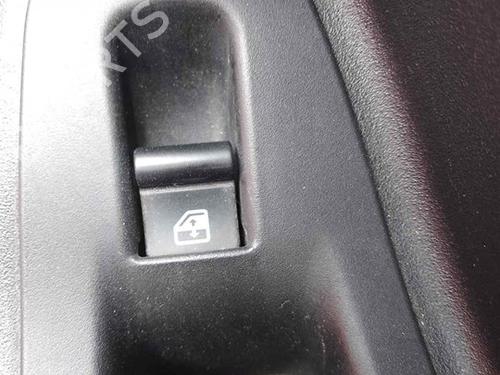 Used Right rear window switch FIAT 500X (334_) [2014-2025]  28462427