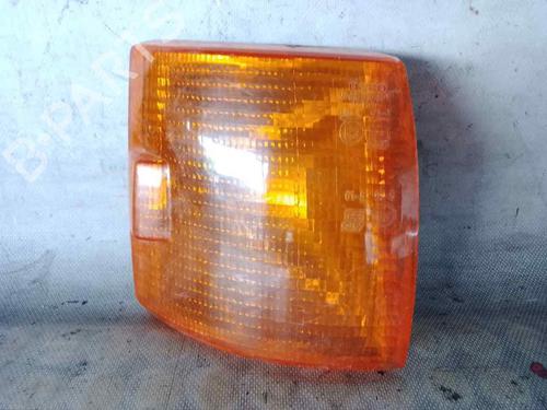 Used Right front indicator VW TRANSPORTER T4 Van (70A, 70H, 7DA, 7DH) 1.9 D (60 hp) 26468765