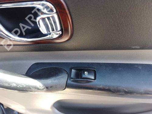 Used Right rear window switch CHEVROLET REZZO MPV (U100) [2005-2025]  28456535