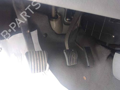 Used Break pedal DAEWOO NUBIRA (J100) 1.6 16V (106 hp) 28458428