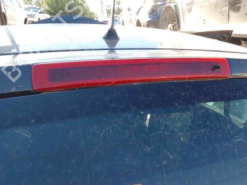 Used Third brake light RENAULT CLIO III (BR0/1, CR0/1) 1.5 dCi (BR17, CR17) (86 hp) 28463844
