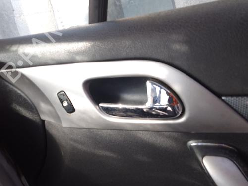 Højre fortil invendig håndtag Højre fortil invendig håndtag PEUGEOT 407 (6D_) [2004-2011] 36559128 36559128
