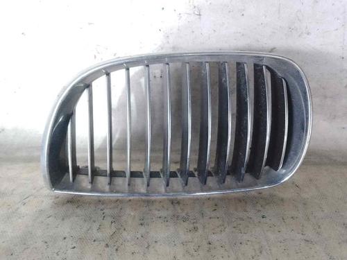Used Grille BMW 1 (E87) 118 d (122 hp) 26474032
