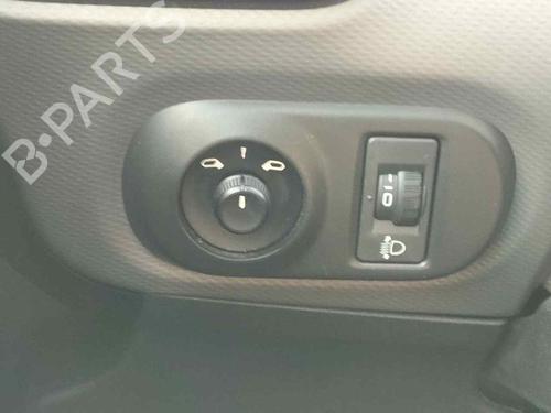 Spejlkontakt CITROËN C4 CACTUS 1.6 BlueHDi 100 (99 hp) 29190410