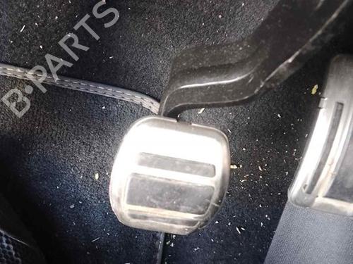 Used Break pedal PEUGEOT 3008 II SUV (MC_, MR_, MJ_, M4_) 2.0 BlueHDi 150 (MJAHXH, MJAHXV, MJAHXG, MJAHSH, MJAHRH,... (150 hp) 28463116