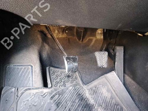 Used Clutch pedal HYUNDAI ix35 (LM, EL, ELH) [2009-2016]  28459565