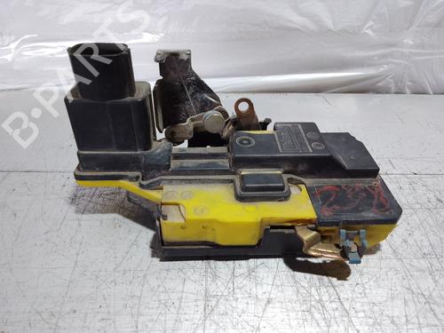 Używane Zamek drzwi tylnych lewych Zamek drzwi tylnych lewych VOLVO S80 I (184) 2.4 (170 hp) 36887604 36887604