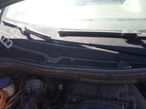 Used Front windshield wiper arm PEUGEOT 208 I (CA_, CC_) [2012-2021]  28468272