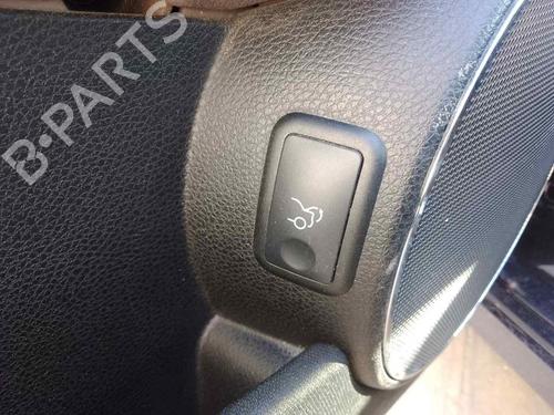 Used Switch MERCEDES-BENZ C-CLASS (W204) C 200 Kompressor (204.041) (184 hp) 28470529