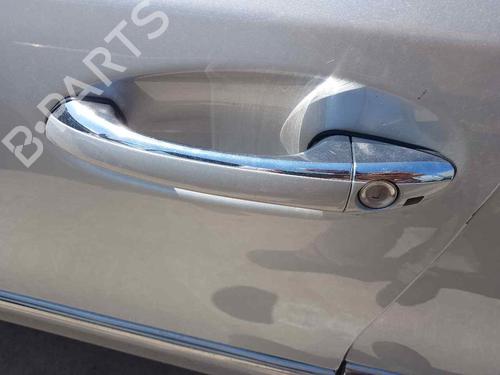 Used Front left exterior door handle MERCEDES-BENZ E-CLASS (W211) E 320 CDI (211.026) (204 hp) 32707577