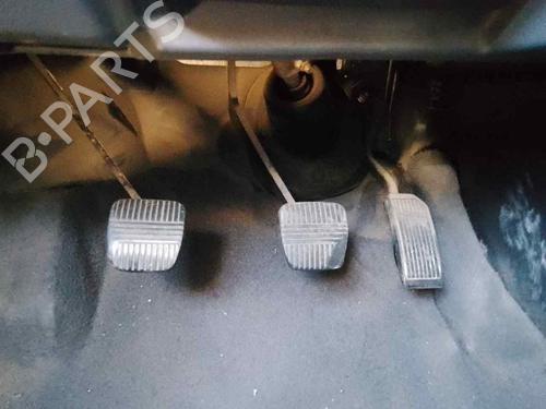 Used Break pedal NISSAN ALMERA II Hatchback (N16) 1.5 (98 hp) 28460680