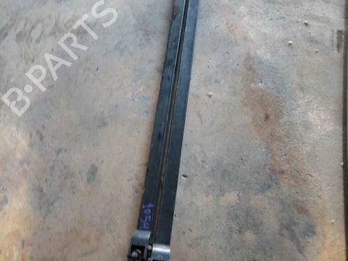 roof-bar-peugeot-307-break-3e-2002-2003-2004-2005-2006-2007-2008-2009-32503908 main image