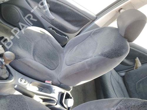 Right front seat CITROËN C5 I (DC_) 2.0 HDi (DCRHYB) BP28457792C16