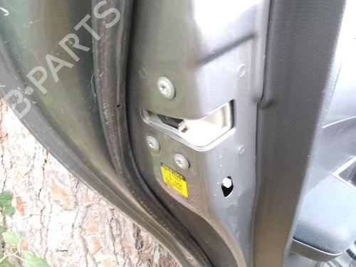 Venstre bak lås SUZUKI SWIFT III (MZ, EZ) 1.3 (RS413, ZC11S) (92 hp) 28453262