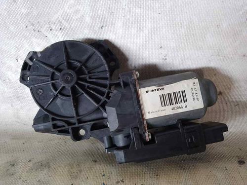 Used Left front window motor KIA CEE'D Hatchback (ED) [2006-2012]  29360385