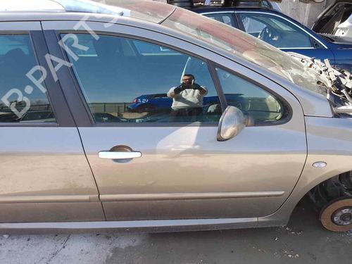 Used Right front door PEUGEOT 307 Break (3E) 2.0 HDI 110 (107 hp) 26482695