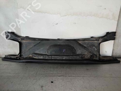 Griglia sotto parabrezza BMW 1 (E87) 118 d (143 hp) 33113428