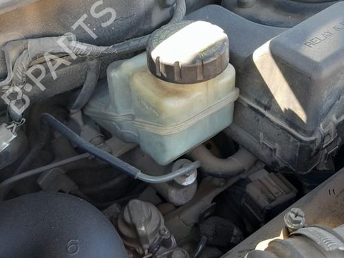 Used Brake master cylinder Brake master cylinder TOYOTA COROLLA Saloon (_E12_) 2.0 D-4D (CDE120_, CDE120R) (90 hp) 33169239 33169239