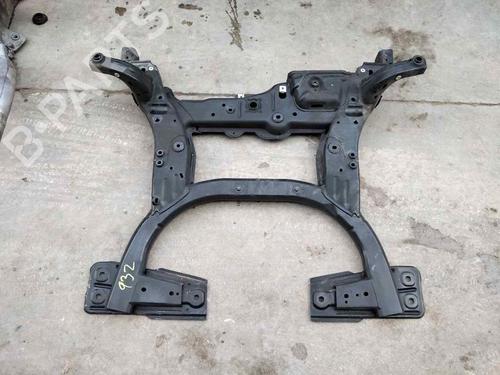 Used Subframe MERCEDES-BENZ A-CLASS (W176) A 200 CDI / d (176.008) (136 hp) 31975072