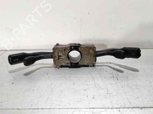 Comutador AUDI 100 C3 Saloon (443, 444) 2.2 (137 hp) 31995215