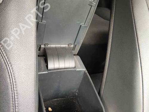 Armrest / Center console TOYOTA AURIS Estate (_E18_) 1.8 Hybrid (ZWE186_, ZWE186R, ZWE186H) | BP29713550I20 