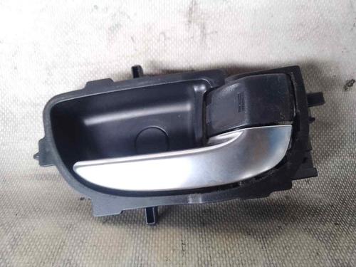Used Front right interior door handle TOYOTA YARIS (_P13_) 1.5 (NSP131_) (112 hp) 26470389