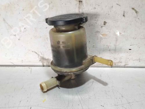 power-steering-reservoir-toyota-rav-4-ii-_a2_-2000-2001-2002-2003-2004-2005-33619704 main image