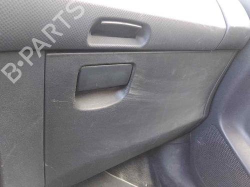 Used Glove box TOYOTA YARIS (_P9_) 1.33 VVT-i (NSP90_, NSP90R) (100 hp) 28458883