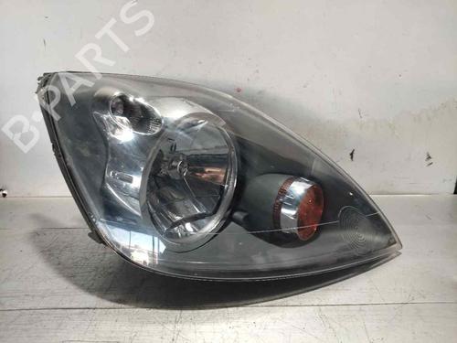 Used Right headlight Right headlight FORD FIESTA V (JH_, JD_) 1.4 TDCi (68 hp) 33439793 33439793