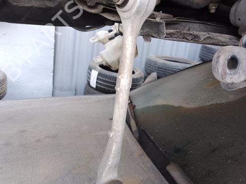 Braço suspensão frente esquerdo Braço suspensão frente esquerdo 37170502 37170502