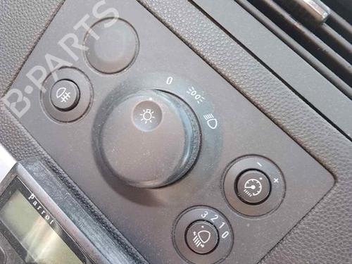 Used Headlight switch OPEL ZAFIRA / ZAFIRA FAMILY B (A05) [2005-2019]  28461556