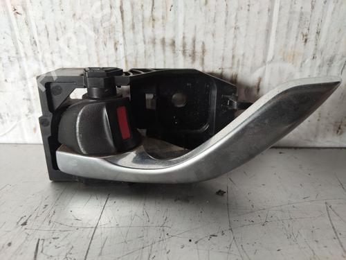 Maniglia interna anteriore sinistra Maniglia interna anteriore sinistra MAZDA CX-5 (KF) [2016-2026] 36641717 36641717