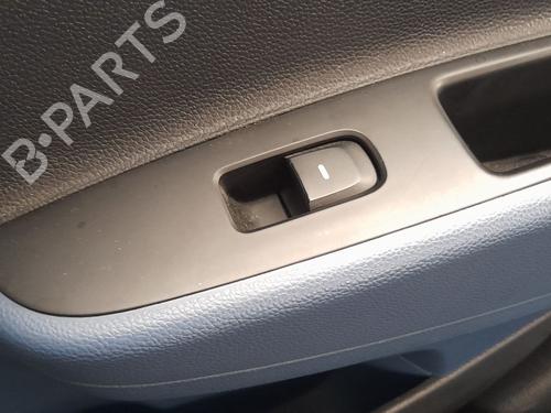 Højre bagtil elrude kontakt Højre bagtil elrude kontakt HYUNDAI i10 I (PA) 1.2 (86 hp) 34622826 34622826