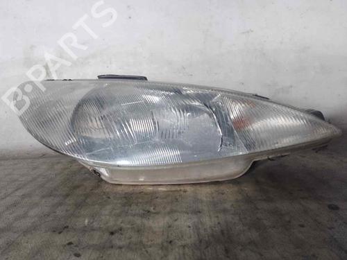 Used Right headlight PEUGEOT 206 Hatchback (2A/C) [1998-2012]  26473787
