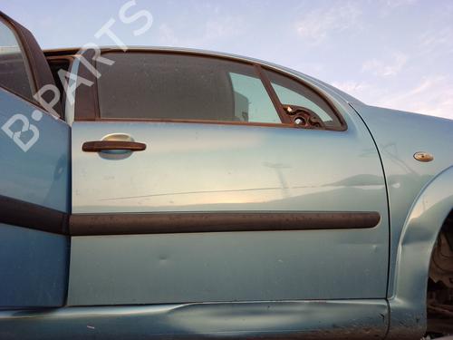 Dør højre fortil Dør højre fortil CITROËN C3 I (FC_, FN_) 1.1 i (60 hp) 37010458 37010458