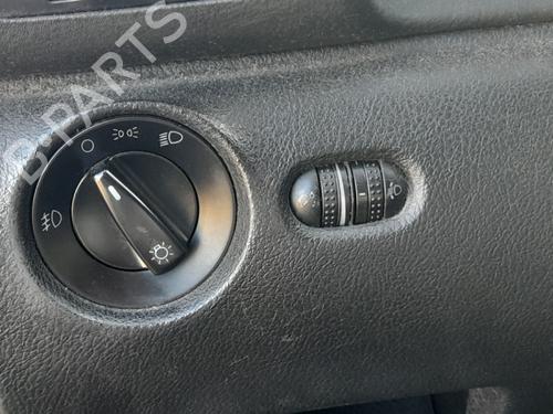 Mando luces VW PASSAT B5 (3B2) [1996-2001]  33126392