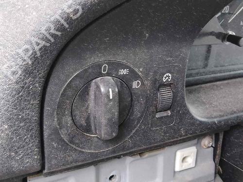 Used Headlight switch BMW 5 (E39) 520 i (150 hp) 28452499