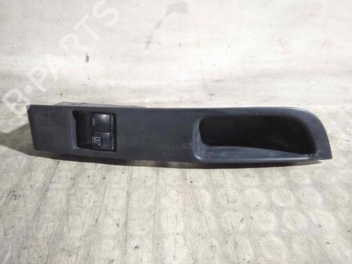 Used Left front window switch NISSAN MICRA III (K12) [2002-2010]  26476023