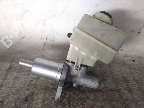 Used Brake master cylinder BMW X3 (E83) 3.0 d (204 hp) 26480382