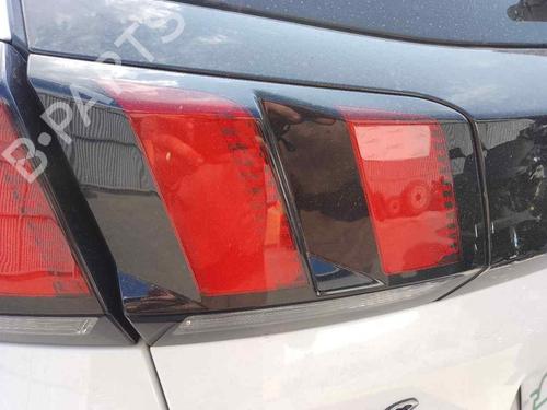Used Left tailgate light PEUGEOT 3008 II SUV (MC_, MR_, MJ_, M4_) 2.0 BlueHDi 150 (MJAHXH, MJAHXV, MJAHXG, MJAHSH, MJAHRH,... (150 hp) 28463139