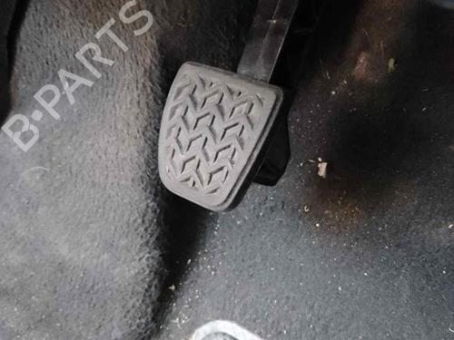 Used Clutch pedal TOYOTA YARIS (_P13_) 1.5 (NSP131_) (112 hp) 28461358