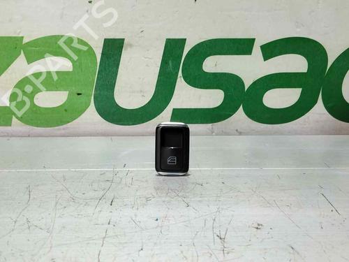 Used Right front window switch MERCEDES-BENZ A-CLASS (W176) A 200 CDI / d (176.008) (136 hp) 31813085