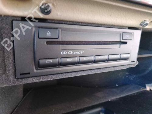Bilradio AUDI A4 B7 (8EC) 2.0 TDI 16V (140 hp) 28463701